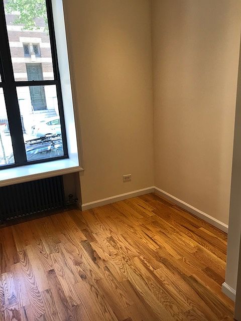1st image of 210 W 82nd St #1F