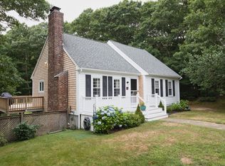 4 Gunstock Cir, Pocasset, MA 02559
