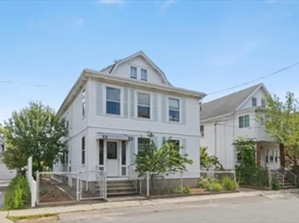 45-47 Keenan St #1, Watertown, MA 02472