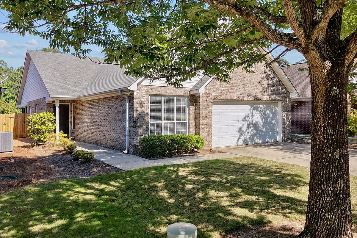 Building Photo - 125 Brook Highland Cv