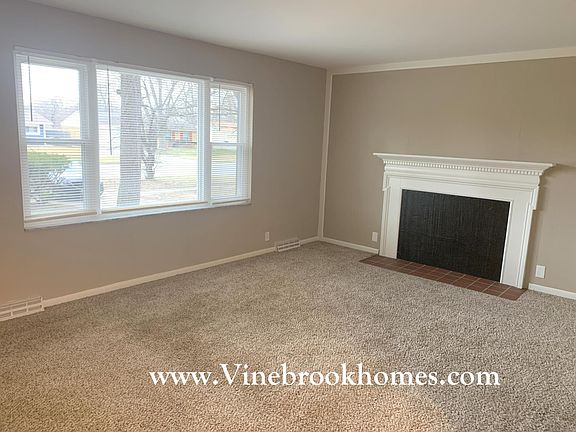 3rd image of 4443 N Kitley Ave