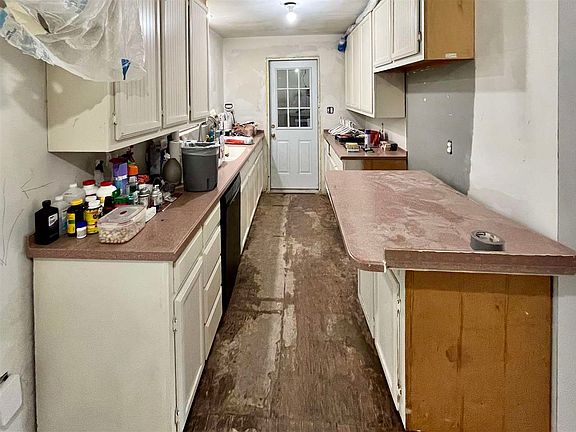 4th image of 2316 NW 46th St