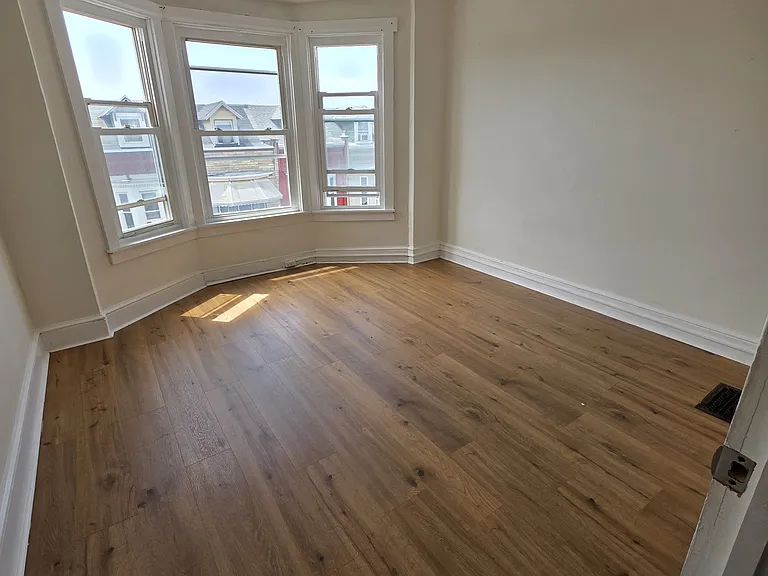 745 Birch St — Photo 11