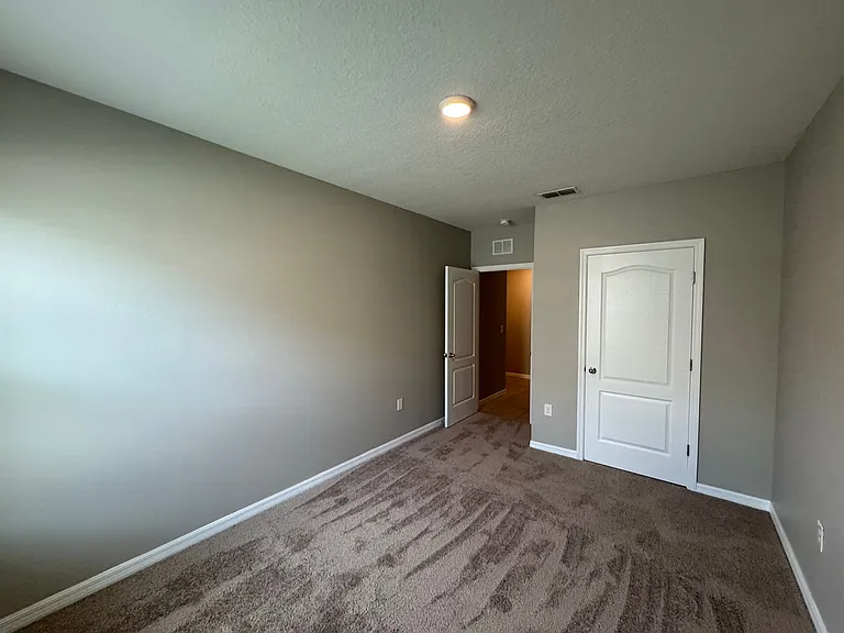 4117 Sophia Blvd — Photo 9
