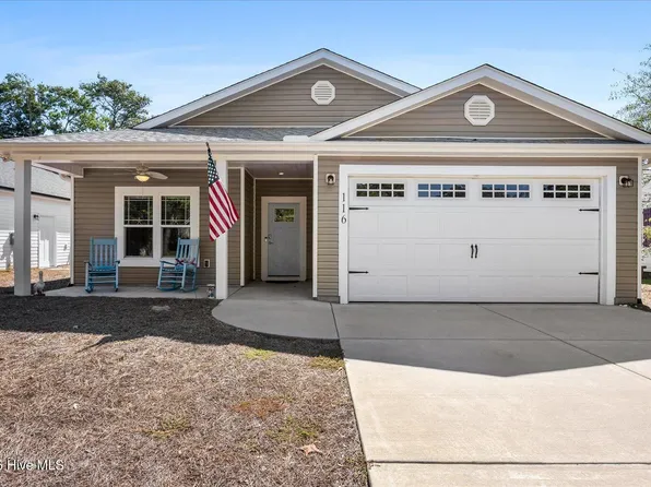 116 NE 35th Street, Oak Island, NC 28465