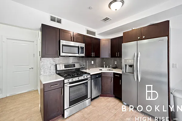 Rented by Brooklyn High Rise LLC | media 4