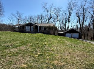 112 Matthew Ln, Carmichaels, PA 15320