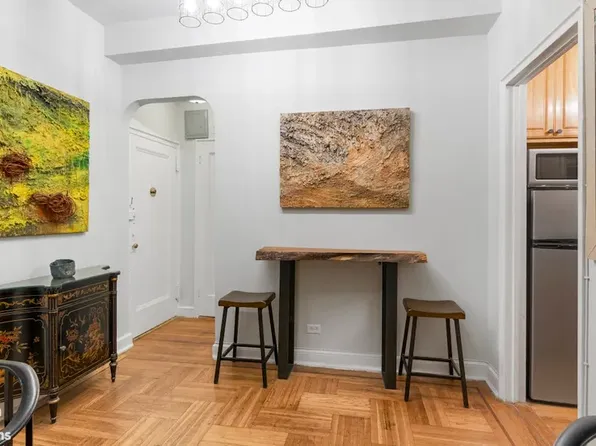 360 Cabrini Boulevard image 2 of 4