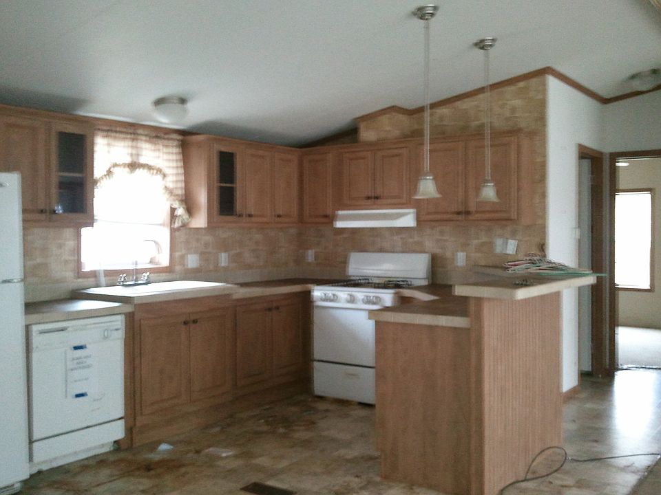 2nd image of 86 Mansfield Dr