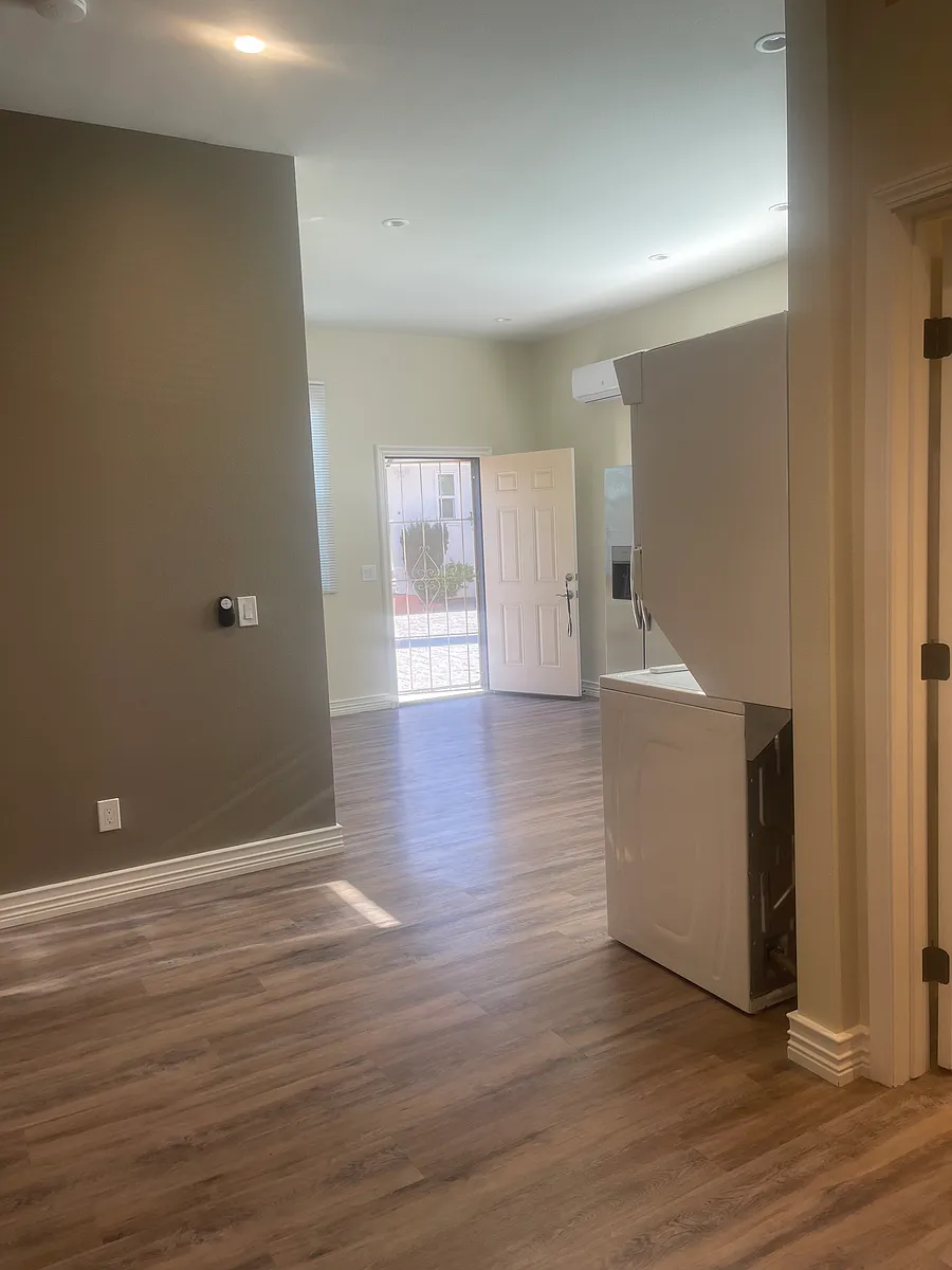Specious Living Room - 33103 9th St