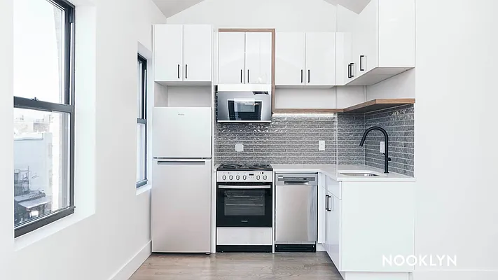Rented by Nooklyn NYC LLC | media 14