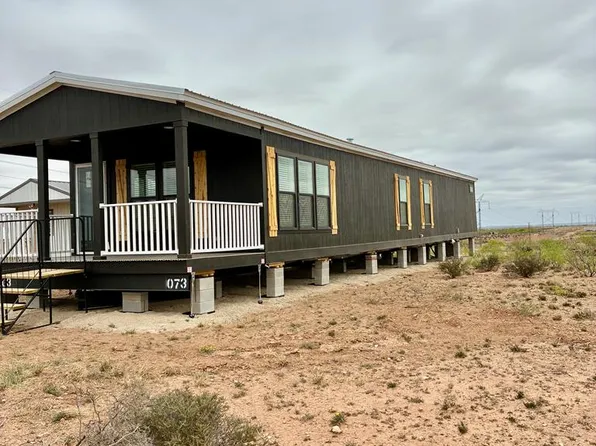 1923 Private Rd, Stanton, TX 79782