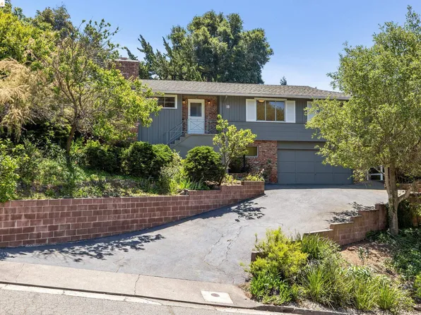 18 Woodcrest Cir, Oakland, CA 94602