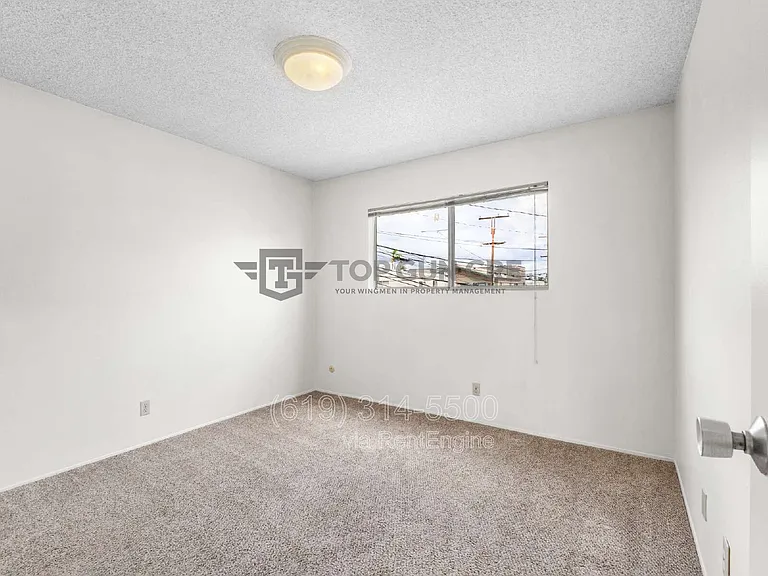 4522 Oregon St #9 — Photo 12