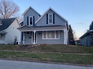 1013 Liberty St, Pella, IA 50219