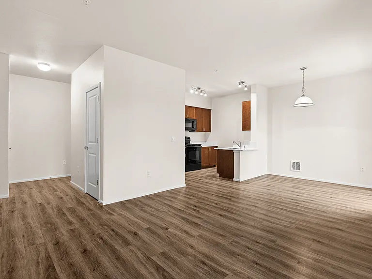A bright, open living space with modern finishes and plenty of room to make it your own. A bright, open living space with modern finishes and plenty of room to make it your own.