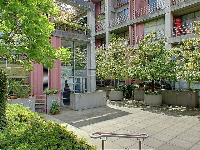 1st image of 1425 Western Ave APT 103