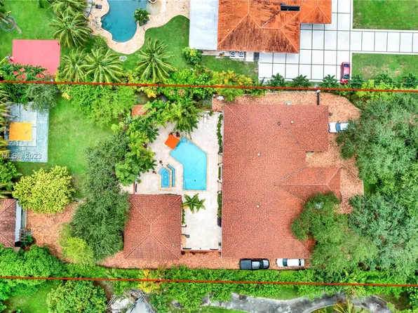 6035 SW 87th Ave, Miami, FL 33173