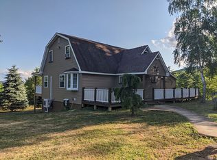 3566 Deer Hill Dr, Alexandria, PA 16611