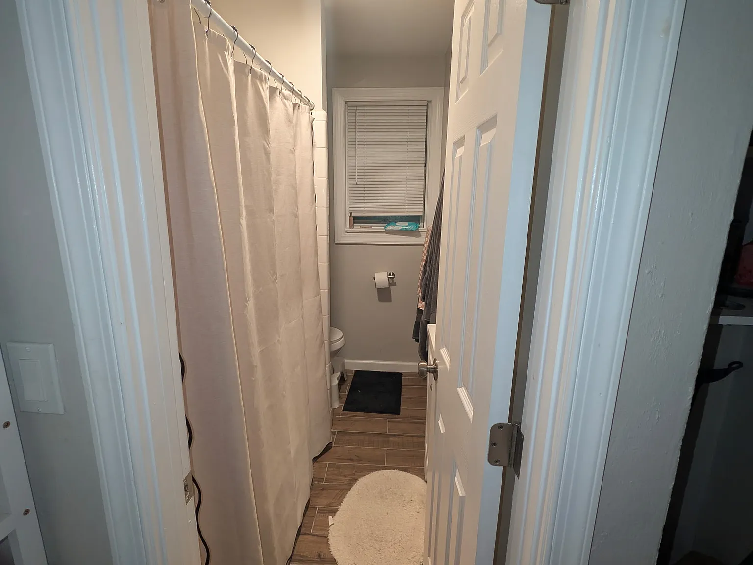 2323 Rush St — Photo 4