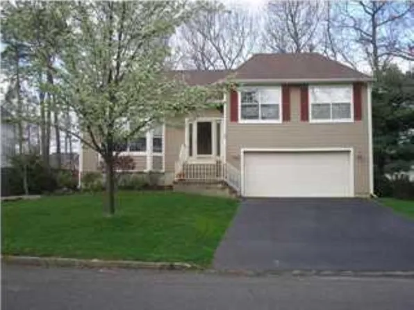46 Arbor Dr, Howell, NJ 07731