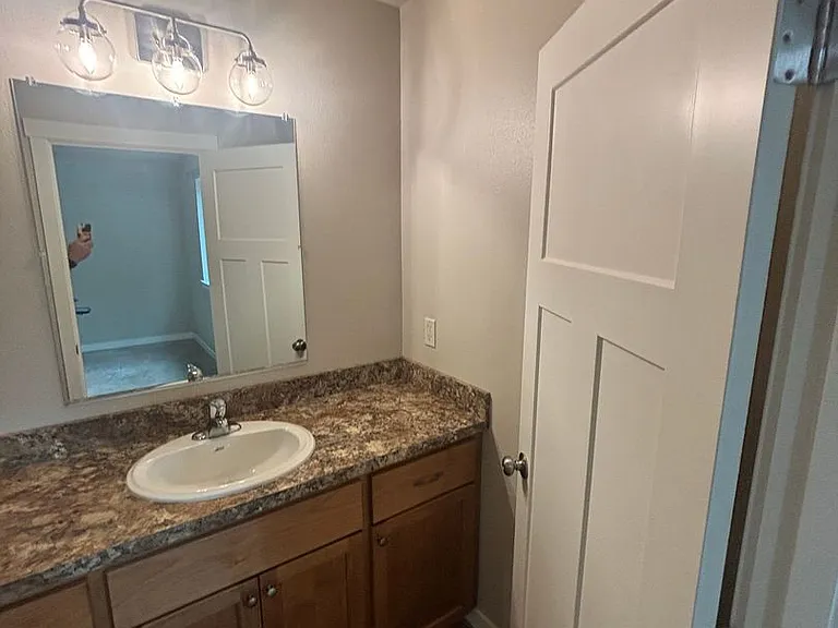 1424 Gleason Ave — Photo 25