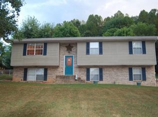 810 Sherbrooke Cir, Mount Carmel, TN 37645