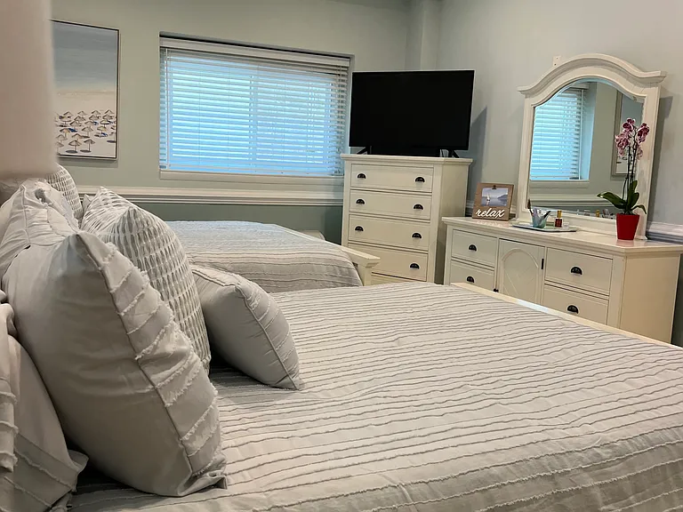 9510 Amherst Ave #147 — Photo 7