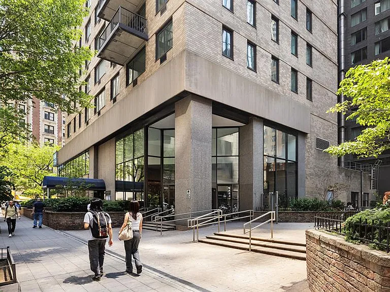 230 W 55th St #22H — Photo 10