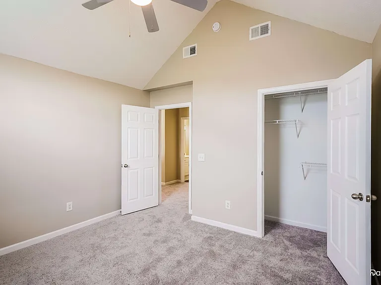 110 Star Pl — Photo 10