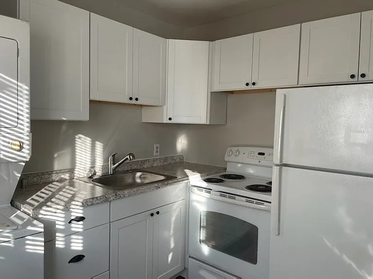 301 E Lake Dr #1 — Photo 3