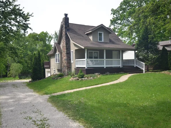 578 Perry Rd, Tallmadge, OH 44278