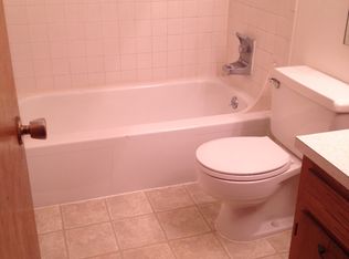 103 E Fremont Ave APT 8, Selah, WA