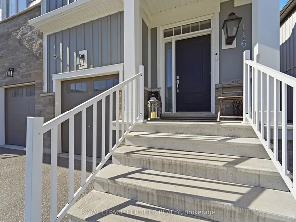 146 Sycamore St, The Blue Mountains, ON L9Y 4E2