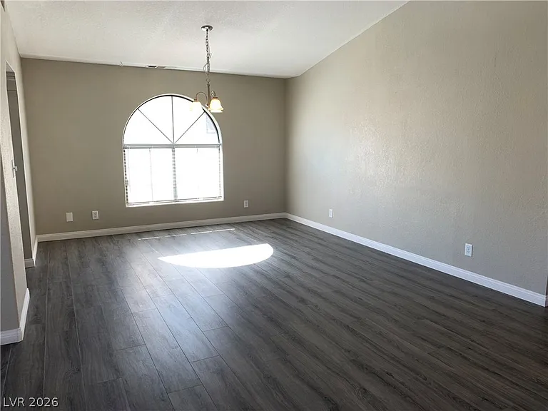 1411 Santa Margarita St #G — Photo 9
