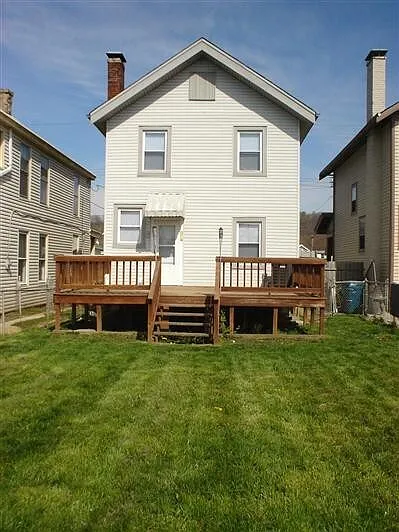 213 W 34th St — Photo 13