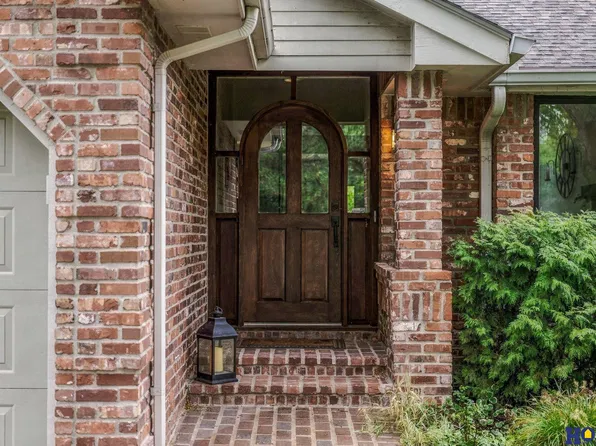 2100 Heritage Pines Ct, Lincoln, NE 68506