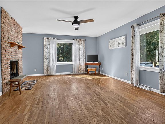 5th image of 1015 N Philip Rd