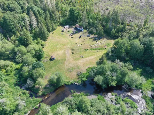 3693 W Ford Loop Road, Elma, WA 98541