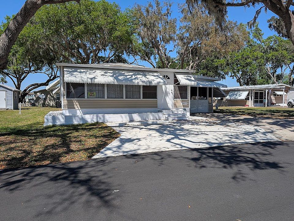 1st image of 2412 Azalea Ln