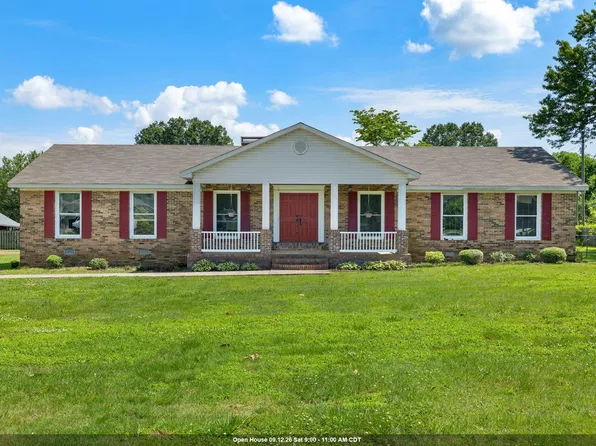 157 Holden St, Rogersville, AL 35652