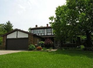254 Euclid Ct, Bloomingdale, IL 60108