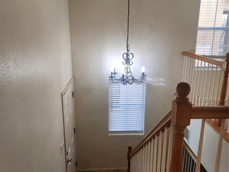 6485 Abbotsford House Ct — Photo 2