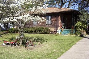 Within walking distance of almost everything