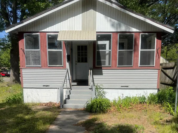 2937 8th St, Muskegon Heights, MI 49444