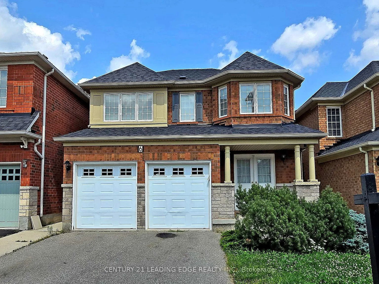 4 bed, $3,300 — Photo 1