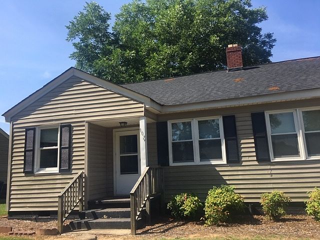 2nd image of 107A Givens St