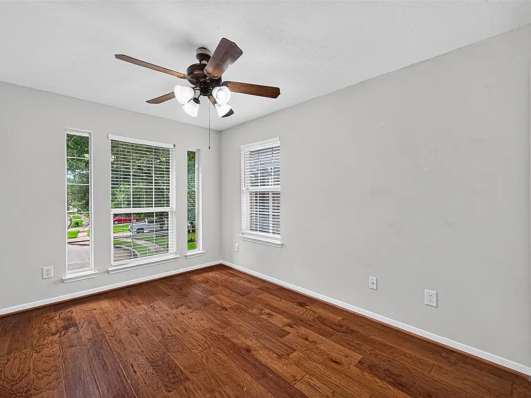 2502 Rosebluff Ct — Photo 31