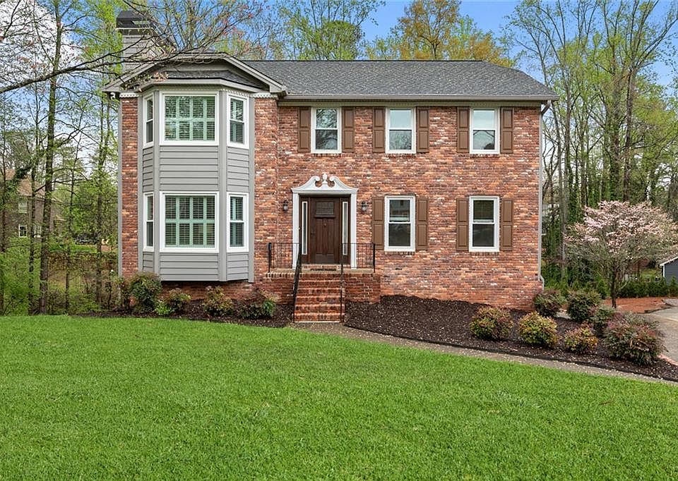 1st image of 2051 Candlewood Ct NE