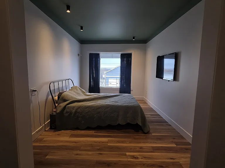 7218 Buffalo Ave #2 — Photo 8